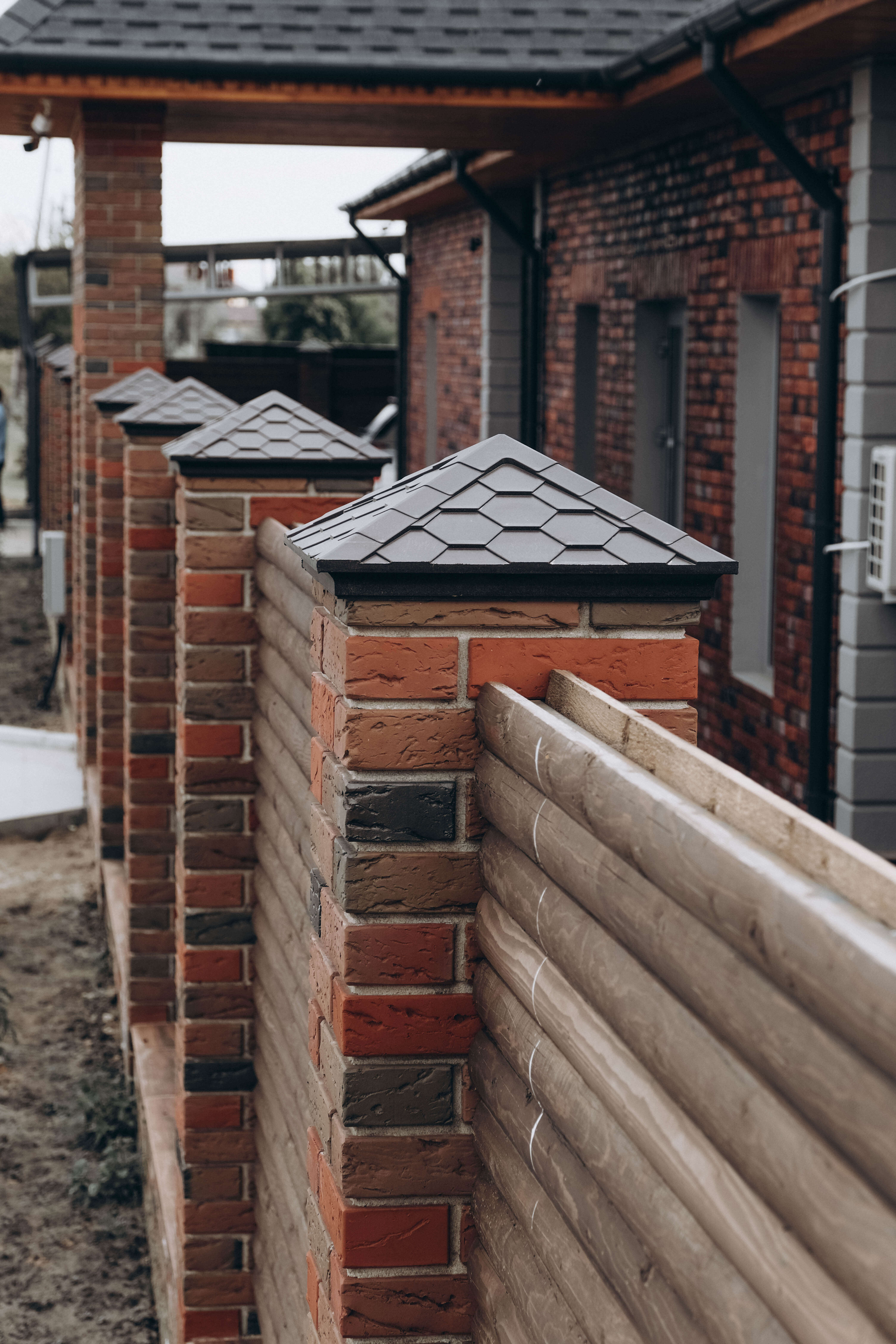 Колпак Zking Эверест Коричневый на столб 1.5х1.5 кирпича (390х390мм) в Сыктывкаре фото